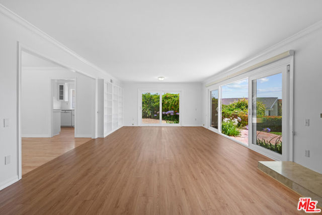 6236 Trancas Canyon Road, Malibu CA: https://media.crmls.org/mediaz/2597500e-656b-4d76-838a-3446d7f270c2.jpg