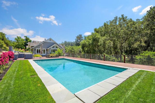 3 Vintage Court, Woodside CA: https://media.crmls.org/mediaz/25989b03-9f75-4fbf-bf95-d51099d77522.jpg