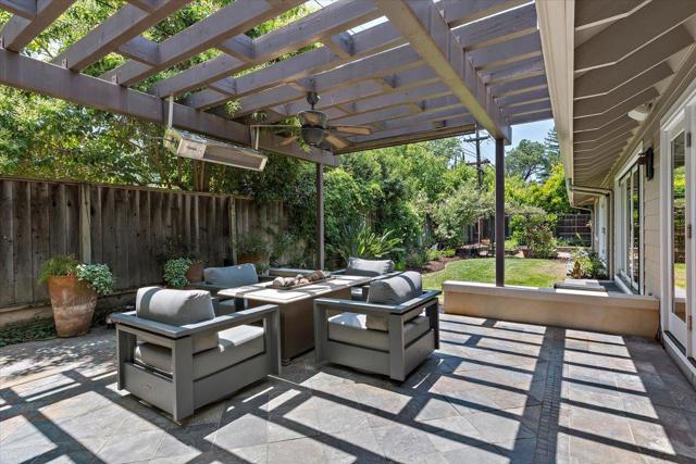 838 Cherrystone Drive, Los Gatos CA: https://media.crmls.org/mediaz/25998553-47bf-44b1-bcba-c50a4b3ecb4f.jpg