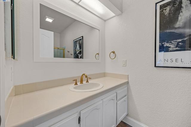 2380 Wayfarer Dr, Discovery Bay CA: https://media.crmls.org/mediaz/25999ad5-f4a9-486f-9ca8-3e67465494d4.jpg
