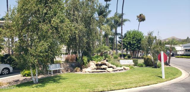 195 Tierra Rejada Road, Simi Valley CA: https://media.crmls.org/mediaz/259af586-a682-414c-bfaf-c6f27476a202.jpg