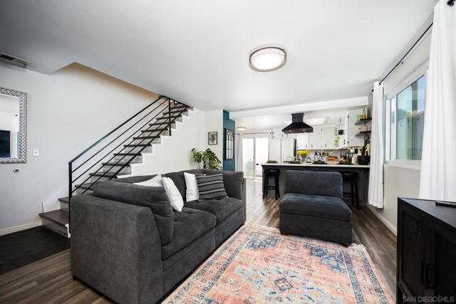 5778 Cumberland St, San Diego CA: https://media.crmls.org/mediaz/259b6a97-6035-4036-8574-f5f86a7ccca4.jpg