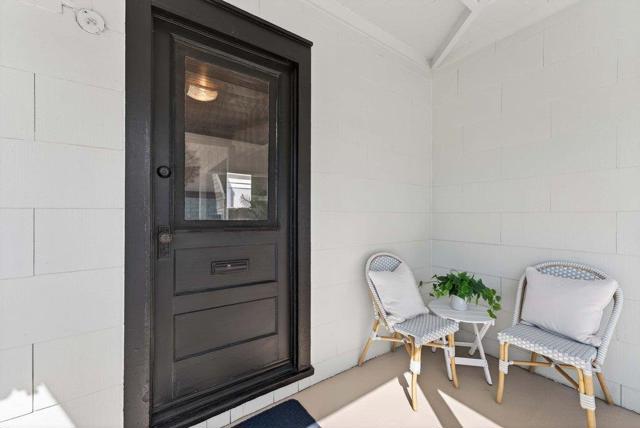 222 2nd Avenue, Santa Cruz CA: https://media.crmls.org/mediaz/259c3ff7-ba6f-41e1-b617-ce0246a1099d.jpg