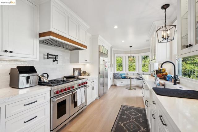 946 Alma Pl, Oakland CA: https://media.crmls.org/mediaz/259d00a6-8685-47a3-9e1f-99b8e22f90f0.jpg