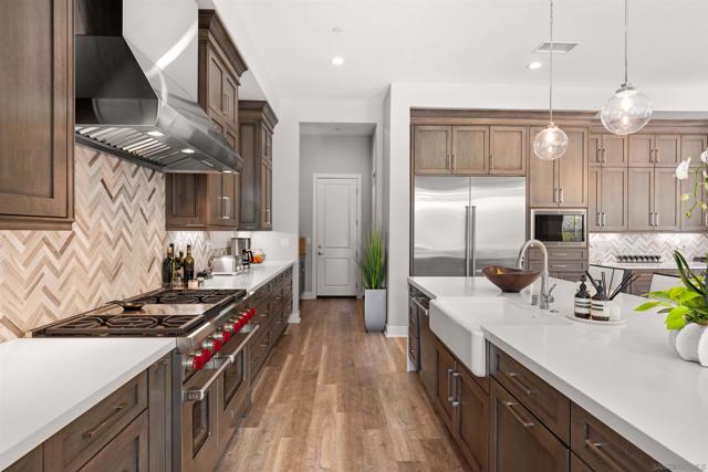 6183 Summit Crest Circle, San Diego CA: https://media.crmls.org/mediaz/259d2183-c2ad-4b1e-a29d-0586daaac25e.jpg