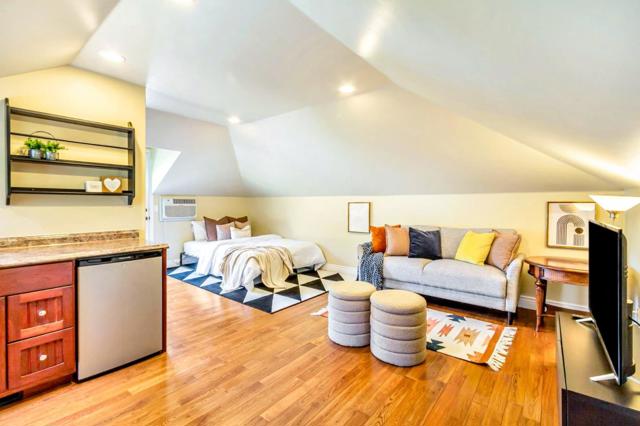 190 S 15th Street, San Jose CA: https://media.crmls.org/mediaz/259e6c5e-4820-4c21-ae2b-7927e21afbc1.jpg
