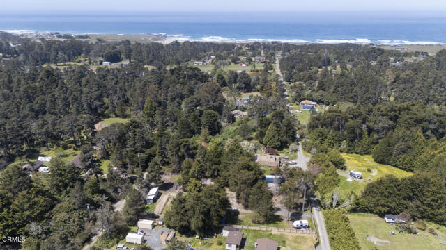 Detail Gallery Image 3 of 9 For 32625 Happy Ln, Fort Bragg,  CA 95437 - – Beds | – Baths