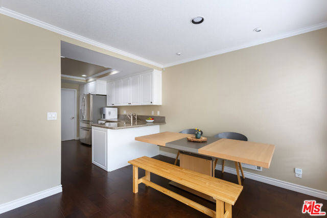 88 Cresta Verde Drive, Rolling Hills Estates, California 90274, 3 Bedrooms Bedrooms, ,3 BathroomsBathrooms,Residential,Sold,Cresta Verde,21793362