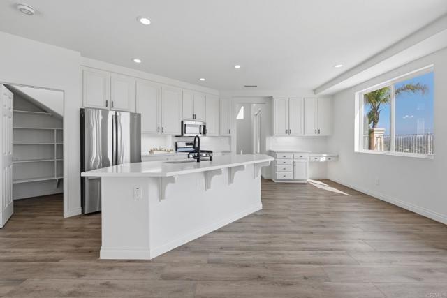 Detail Gallery Image 28 of 51 For 29 Villa Valtelena, Lake Elsinore,  CA 92532 - 4 Beds | 3 Baths