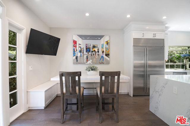 Image 25 of 75 For 4054 Stone Canyon Avenue