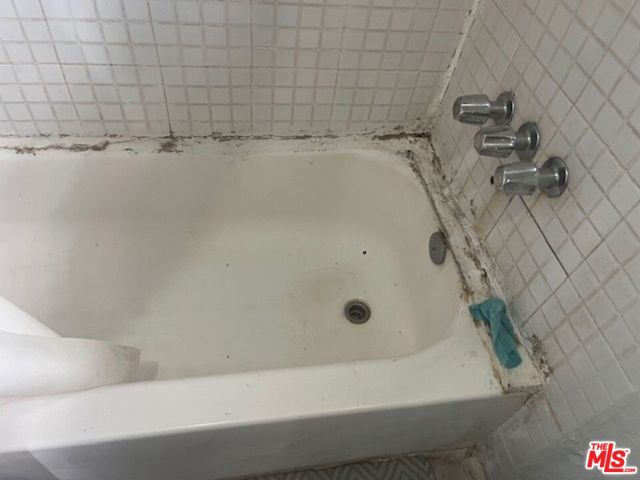 619 W Cherry Street, Compton CA: https://media.crmls.org/mediaz/25a0a3d2-4954-433f-8499-119c4fb26f7b.jpg