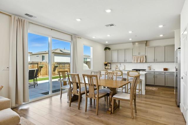 1900 Lotus Court, Hollister CA: https://media.crmls.org/mediaz/25a16022-62e7-4e71-aeee-962f20e9f29b.jpg