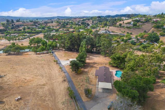 Detail Gallery Image 27 of 32 For 4208 Linda Vista Dr, Fallbrook,  CA 92028 - 2 Beds | 2 Baths