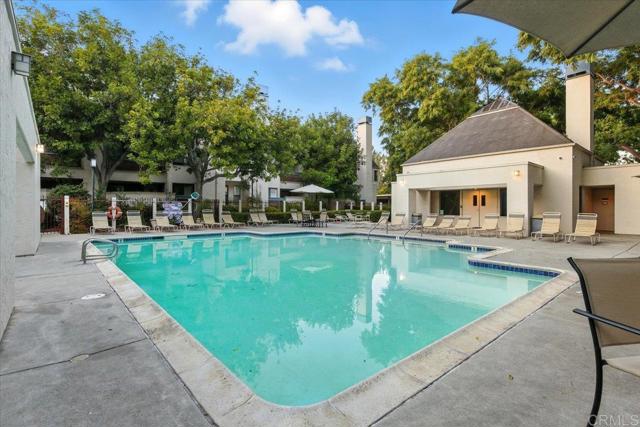 2224 River Run Drive, San Diego CA: https://media.crmls.org/mediaz/25a1dc52-2311-4fd6-b810-25ccb34ec765.jpg