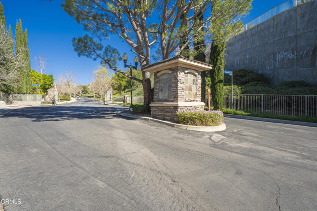 Detail Gallery Image 46 of 52 For 11071 N Tamberly Ln, Los Angeles,  CA 91042 - 4 Beds | 3 Baths