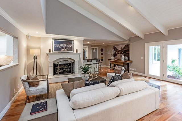 24139 Summerhill Avenue, Los Altos CA: https://media.crmls.org/mediaz/25a2d55f-ae83-4608-a170-ba13e926a2b8.jpg