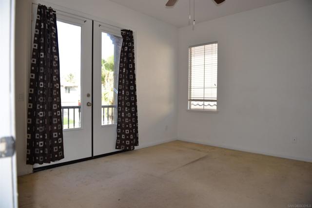 1575 Wishing Star Dr, Chula Vista CA: https://media.crmls.org/mediaz/25a3679c-fe41-4beb-8fc7-a98606b4a995.jpg