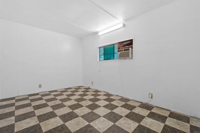 Detail Gallery Image 13 of 29 For 12044 Royal Rd #93,  El Cajon,  CA 92021 - 2 Beds | 1 Baths