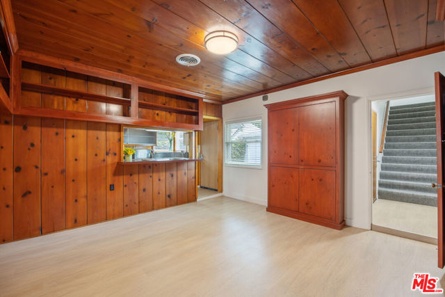 210 S Bundy Drive, Los Angeles CA: https://media.crmls.org/mediaz/25a3e07c-ce5f-4a33-9f00-08e56f8e3082.jpg