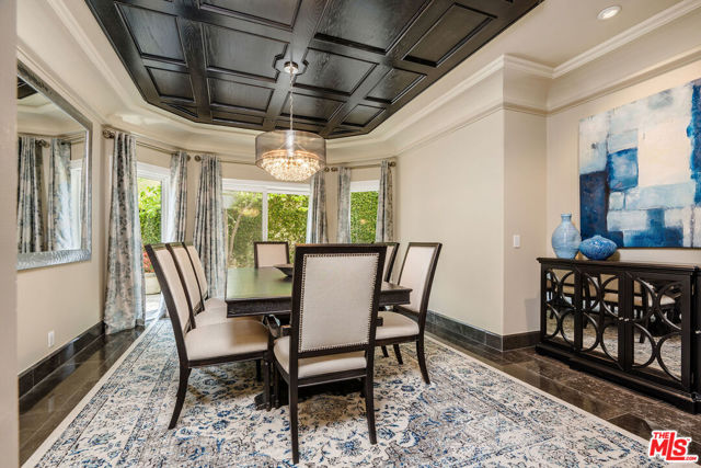 204 Bell Canyon Road, Bell Canyon CA: https://media.crmls.org/mediaz/25a48532-1a0d-43c8-803c-b1e0a636ff5f.jpg