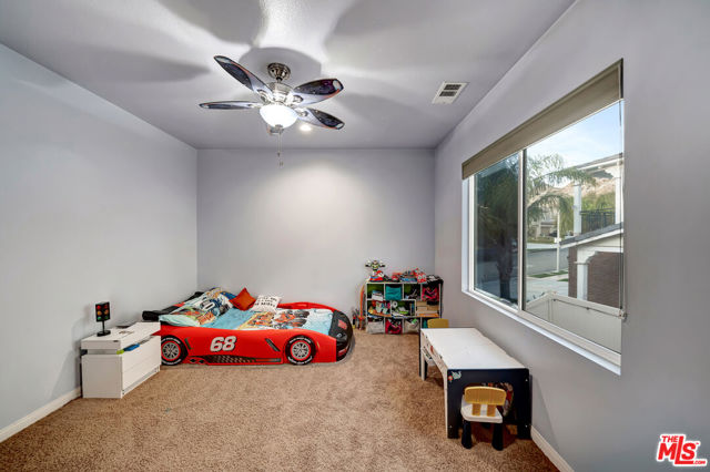 15624 Derrico Lane, Canyon Country CA: https://media.crmls.org/mediaz/25a49fd1-5fd4-44c0-97b8-a08c6531b95b.jpg