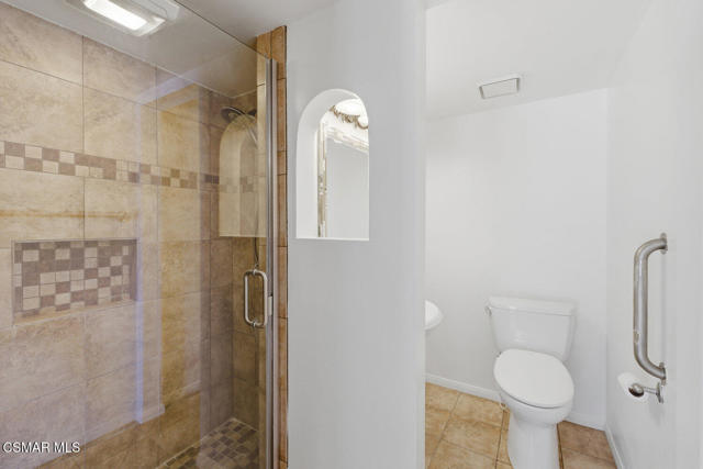 15494 Kernvale Avenue, Moorpark CA: https://media.crmls.org/mediaz/25a4b15d-f8f3-47cd-ac77-03604a25eae4.jpg