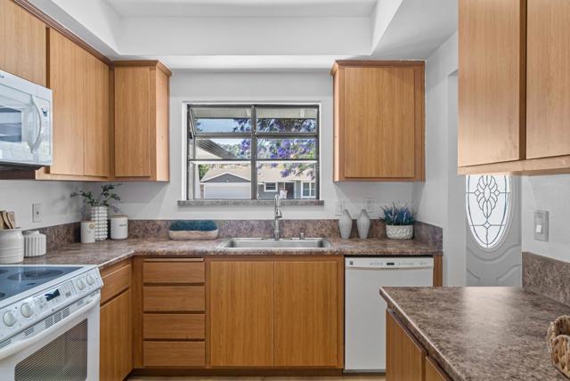 629 Choctaw Drive, San Jose CA: https://media.crmls.org/mediaz/25a4ca06-fd78-4d03-b21b-320d5d2e3378.jpg
