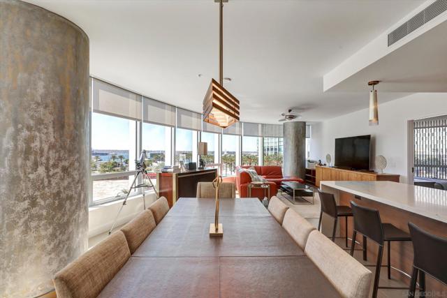 888 W E St, San Diego CA: https://media.crmls.org/mediaz/25a6a9d0-f9b4-4efc-9dfb-550e29ddc65d.jpg