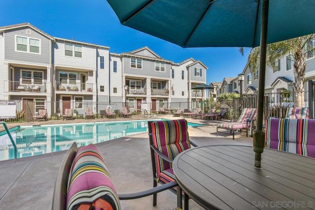 513 Sanderling, Imperial Beach CA: https://media.crmls.org/mediaz/25a6c249-b900-468d-8da0-b540902d425e.jpg