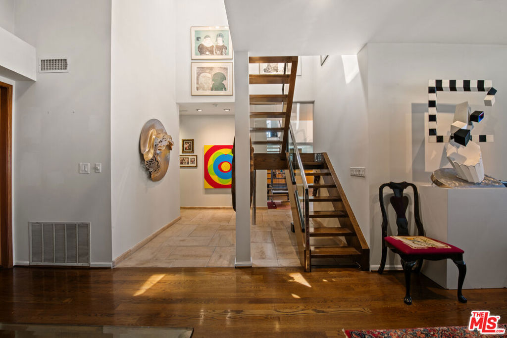 MLS #25591365 image #18