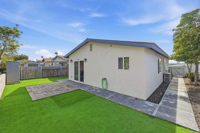 Detail Gallery Image 38 of 39 For 3176 Isabella Dr, Oceanside,  CA 92056 - 2 Beds | 2 Baths