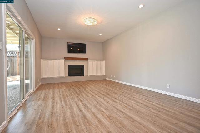 530 Hazel Street, Livermore CA: https://media.crmls.org/mediaz/25a7ccc5-c086-4f29-bd18-0296da18c5a9.jpg