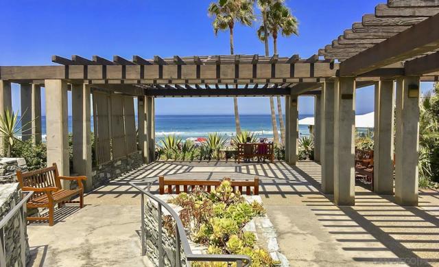 11225 Corte Isabelino, San Diego CA: https://media.crmls.org/mediaz/25a8372c-ad8e-4668-b08d-609b0b4b2e1d.jpg