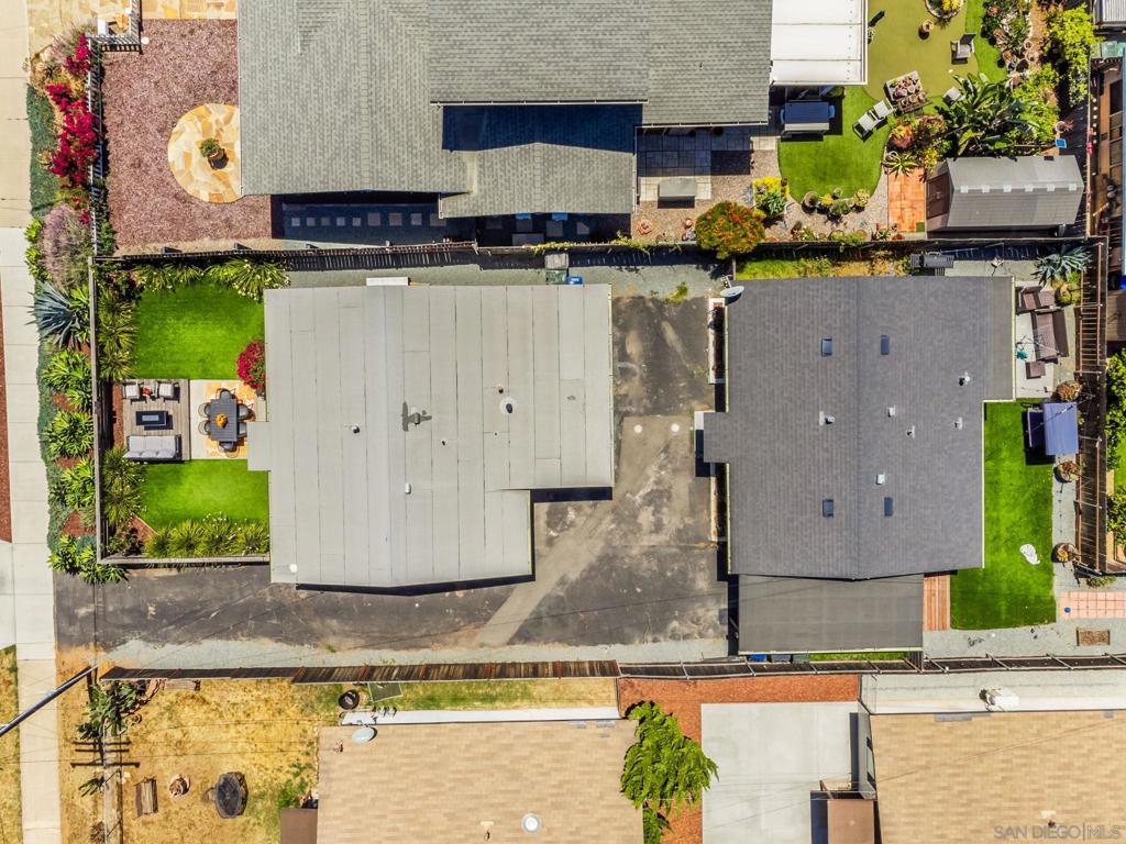 https://media.crmls.org/mediaz/25a8ab78-2d21-4ea0-83fd-d0c11c74d58b.jpg?preset=X-Large