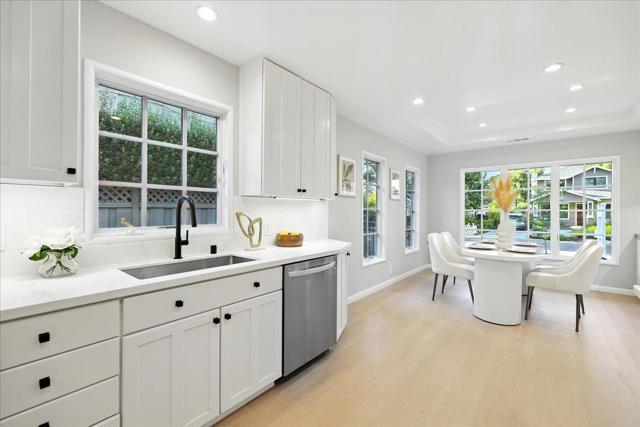 162 Del Monte Avenue, Los Altos CA: https://media.crmls.org/mediaz/25aacd50-d9a6-4ecb-99eb-39e1fc985f83.jpg
