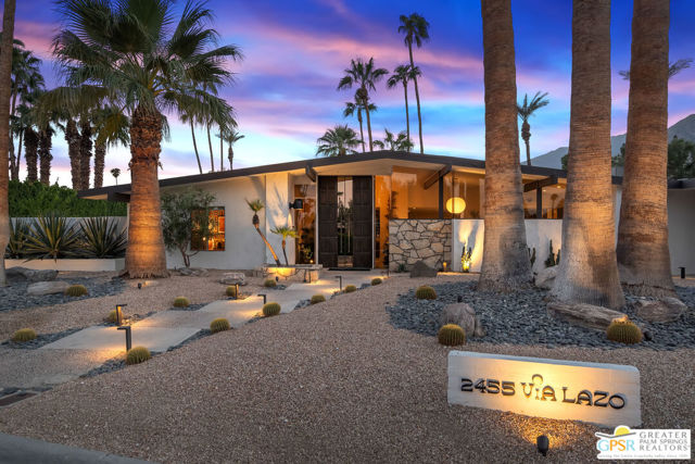 2455 S Via Lazo, Palm Springs CA: https://media.crmls.org/mediaz/25aae08a-9335-4017-8b6b-0a65e3b2e219.jpg