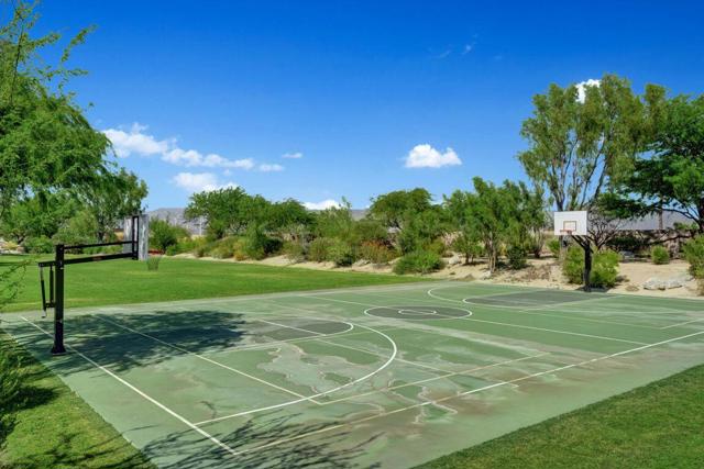 3664 Vista Verde, Palm Springs CA: https://media.crmls.org/mediaz/25ab05fc-f454-479c-bb1f-55d5742d812e.jpg