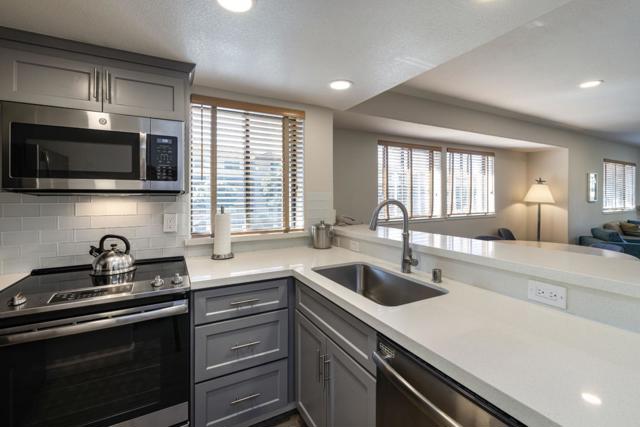 453 Seascape Resort Drive, Aptos CA: https://media.crmls.org/mediaz/25abe8f9-0fc1-4478-bd7f-7aaddd197507.jpg