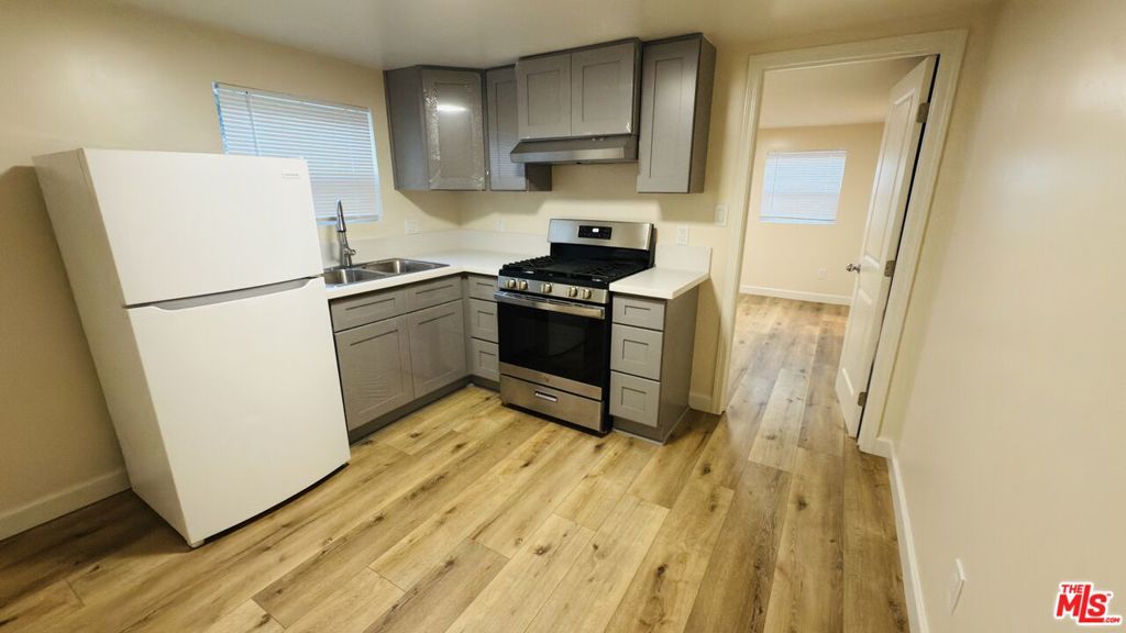 385 Redondo Avenue #C