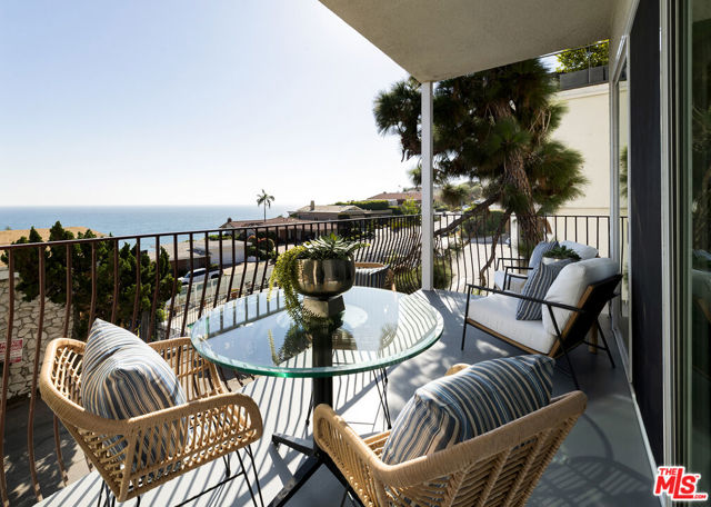 Drew Fenton | 18111 Coastline Drive Malibu CA | MLS: 7255331 Drew Fenton | 18111 Coastline Drive Malibu CA | MLS: 7255331