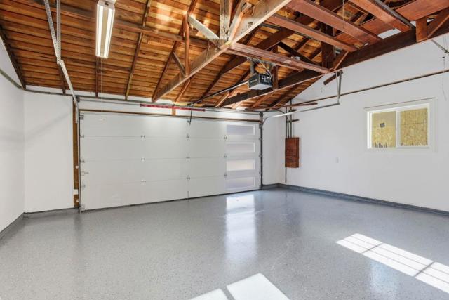 432 8th Avenue, Menlo Park CA: https://media.crmls.org/mediaz/25aceb87-d979-44db-a781-fefa41aef039.jpg