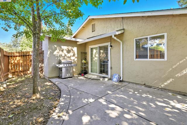 Image 5 of 33 For 9436 Bravo Way
