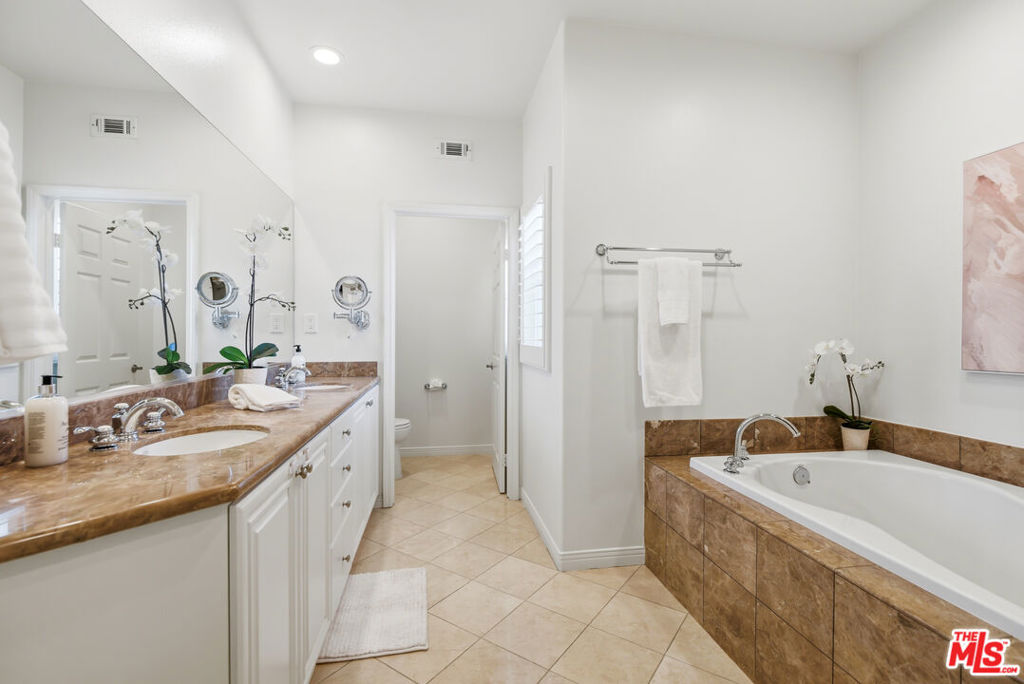 MLS #26863629 image #22