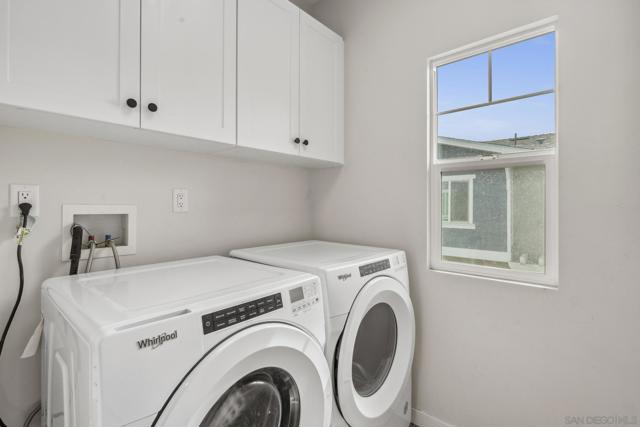 1343 Holly Ave, Imperial Beach CA: https://media.crmls.org/mediaz/25ad9205-64b0-48e6-8aa5-9269517dc9aa.jpg