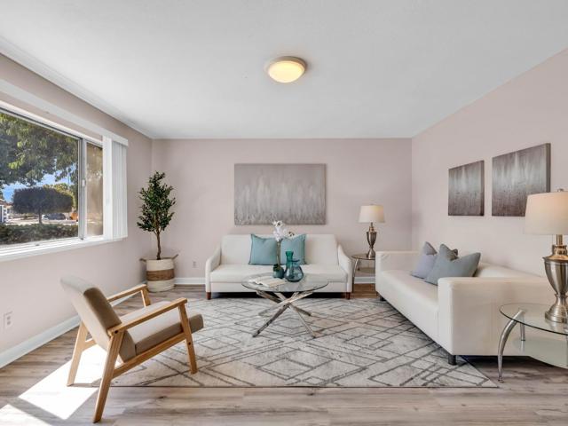 170 Gonzalez Drive, Hollister CA: https://media.crmls.org/mediaz/25add875-d6a4-4c72-a5b9-d903da90b696.jpg