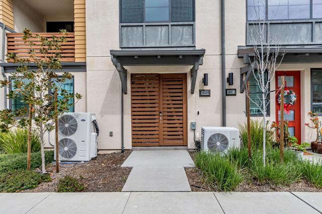 16009 Bartlett Court, Los Gatos CA: https://media.crmls.org/mediaz/25aeed60-9d2b-4eae-8104-2aee6781dac6.jpg
