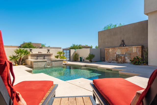 1615 Savvy Court, Palm Springs CA: https://media.crmls.org/mediaz/25affe9a-e072-49ce-b683-484bd385b273.jpg