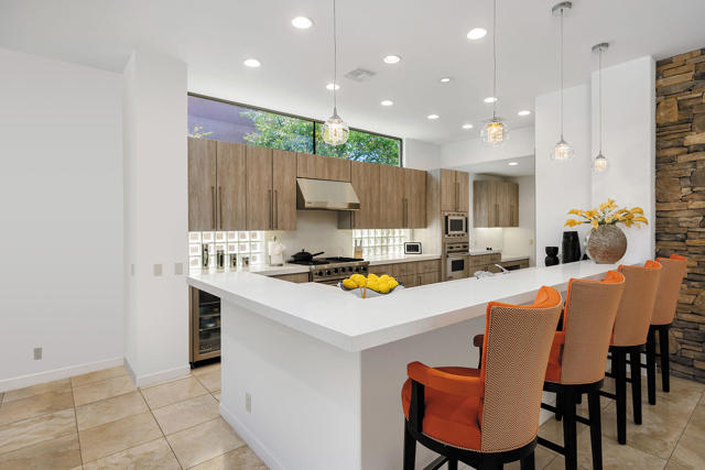 810 Shadow Vista, Palm Desert, CA 92260