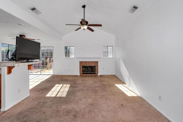 1928 Davis Drive, Los Banos CA: https://media.crmls.org/mediaz/25b0edb7-0bd1-45c5-93ad-e5cf480767b6.jpg