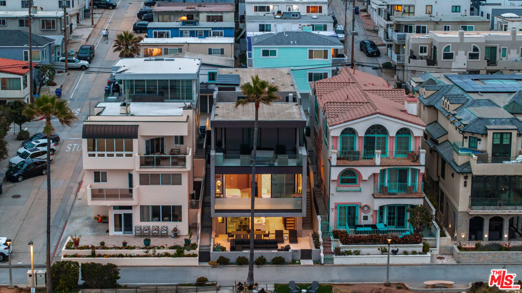 https://media.crmls.org/mediaz/25b0fd2c-c181-43ab-8810-b8f418d5076b.jpg?preset=X-Large